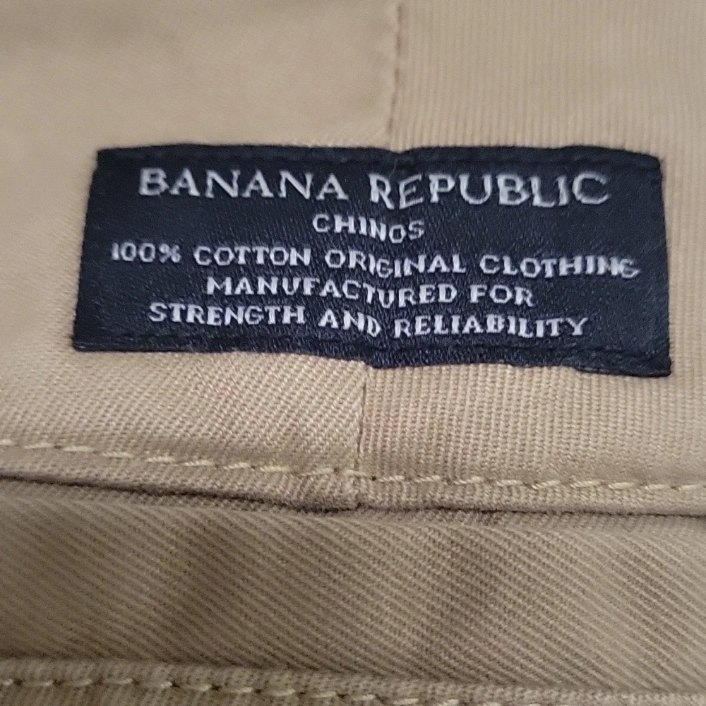 Banana Republic classic khaki